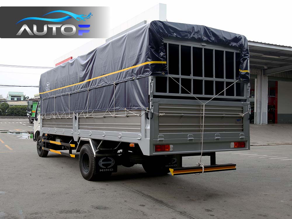 Xe tải Hino XZU352L (3.5 tấn, dài 5.6 mét): Giá bán, thông số